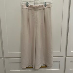 Uniqlo off white culottes with side pockets